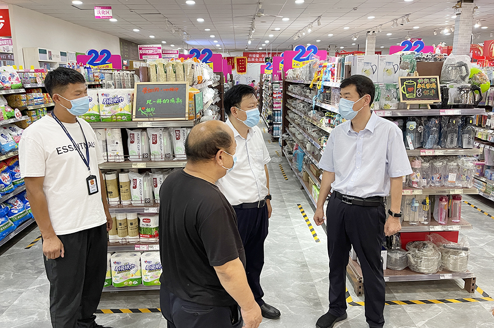 县委常委,组织部长孙思群到庆祖镇调研指导疫情防控工作